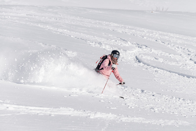 Freerideuse sur les pentes de Tignes